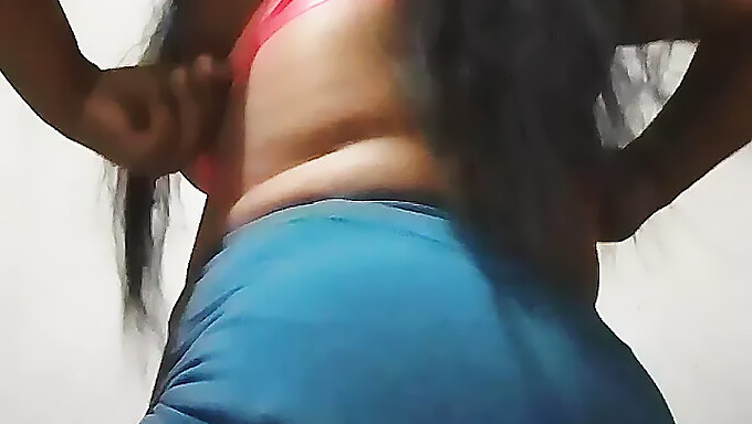 Bangladeshi Girl Gets Her Big Ass Pounded In This Steamy Video